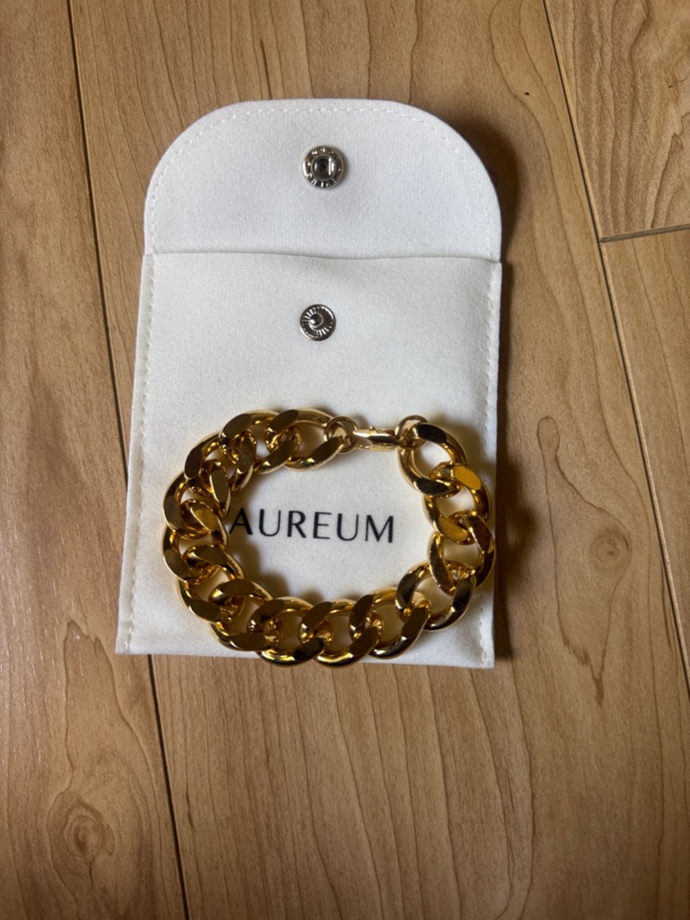 AUREUM Gold Chunky Link Bracelet